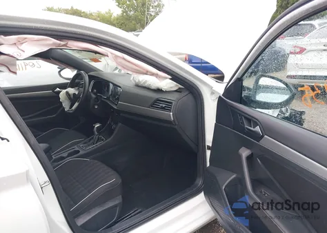 2023 Volkswagen Jetta 1.5T Sport z USA, uszkodzony, nr VIN 3VWBM7BU8PM023522